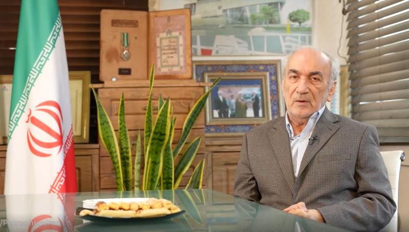 غلامحسین نجابت، رئیس هیئت‌مدیره اندیشکده صنایع پتروشیمی از دلایل عقب‌ماندگی رشد صنایع پایین‌دستی پتروشیمی می‌گوید